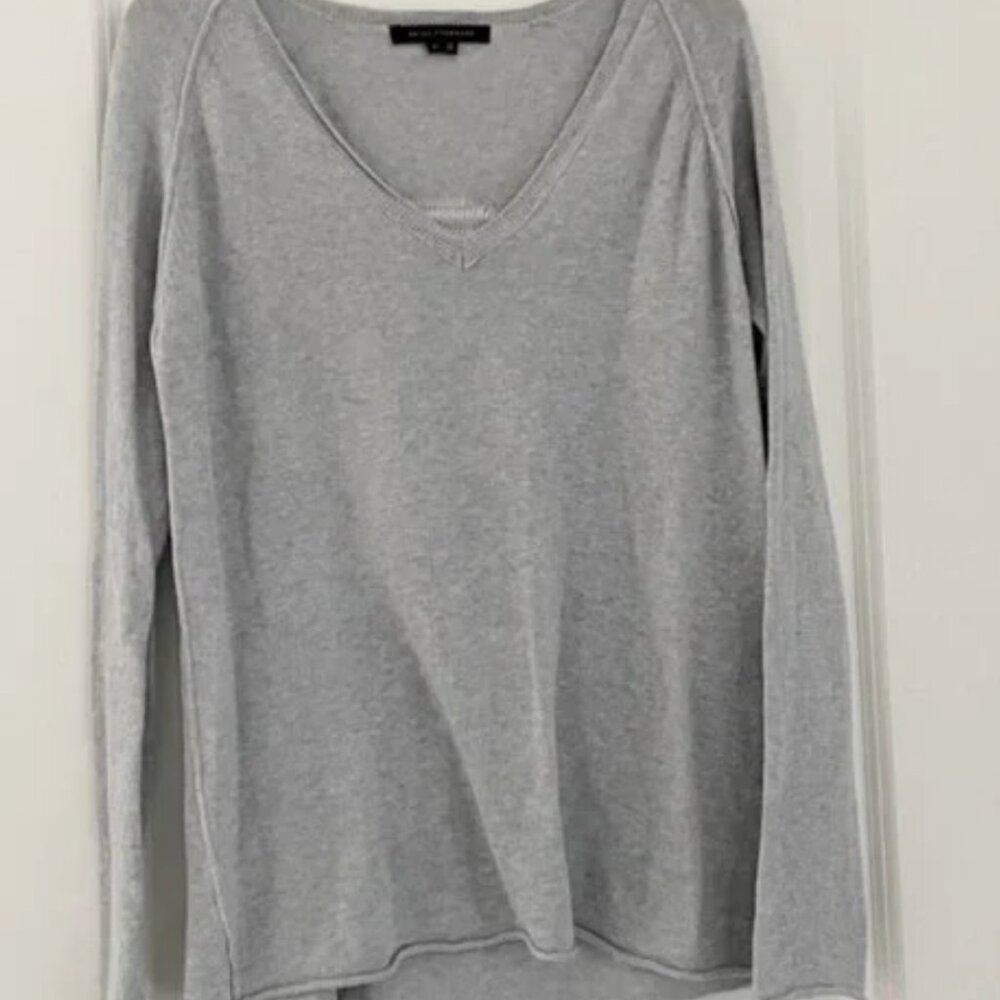 NWOT $119 Skull Cashmere V-8 Sweater - Sz M - Picture 4 of 8